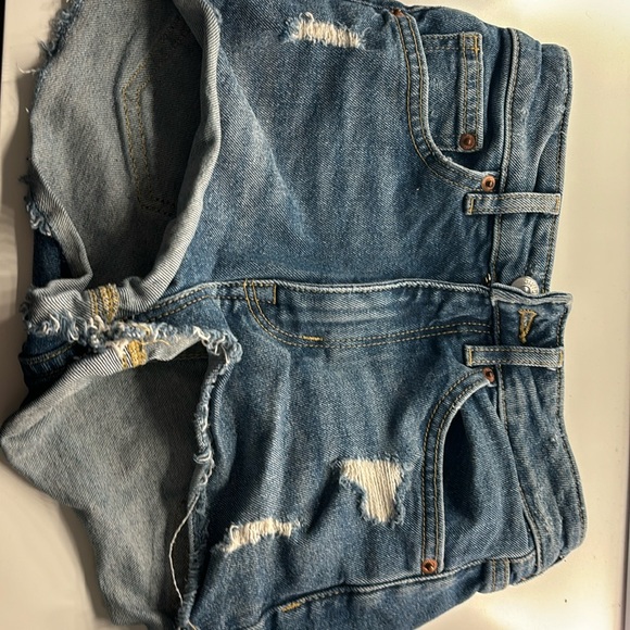 H&M Jean shorts. Size 2us. Dark blue - Picture 1 of 4